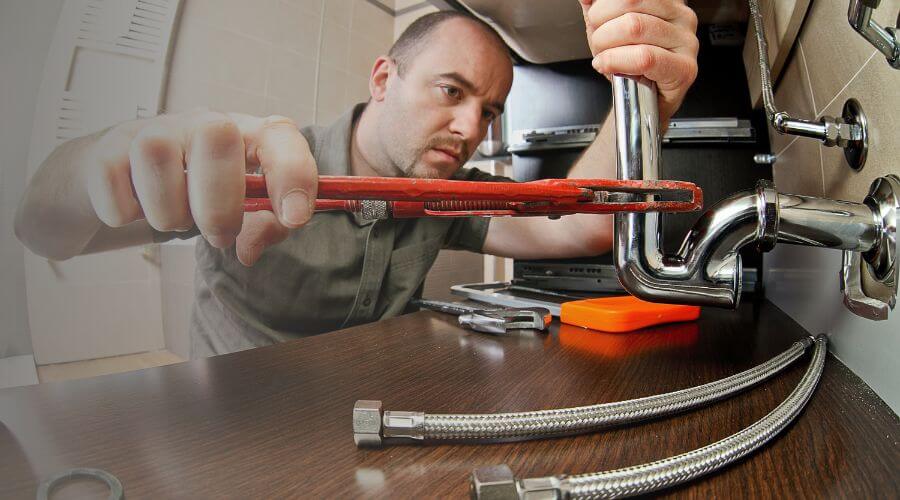 Expert burst pipe repair services in Rose City, MI